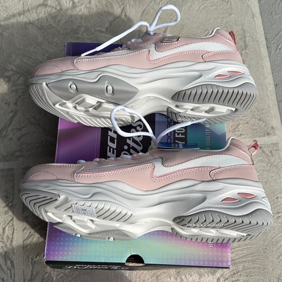 New Skechers D’ Lites 4.0 Goodyear Women’s Memory Foam Sneakers Sz 11 - Picture 6 of 11